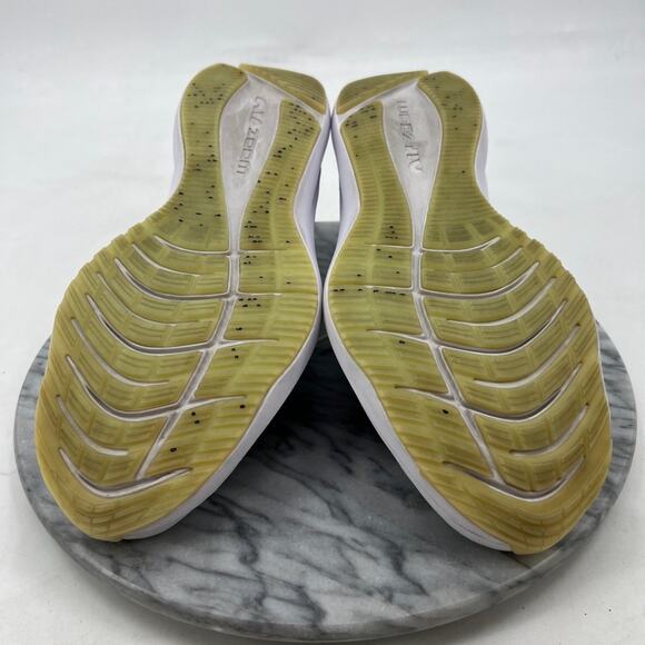 Nike Mens 11 Running Shoes Air Zoom Winflo 7 Lightweight Trainer CJ0291-100 - Picture 7 of 13